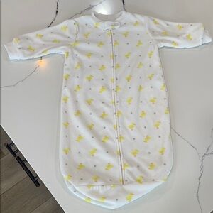 Carters 0-9 m White and Yellow Duck Print baby sleeper
